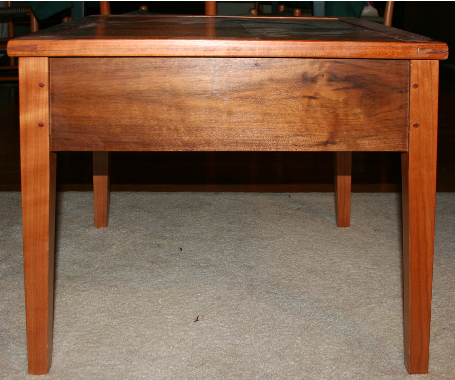 walnut cherry table